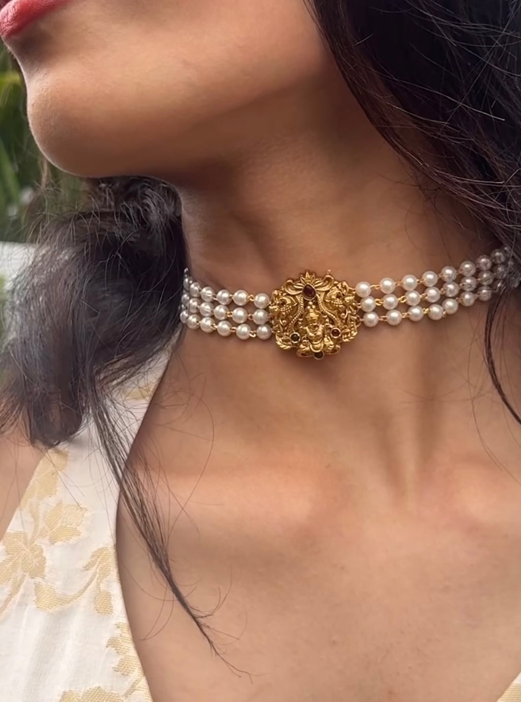 Divine Lakshmi Pearl Choker