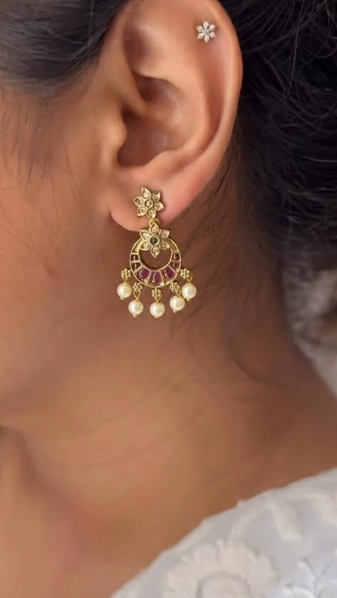 Sitara Pearl Choker Set