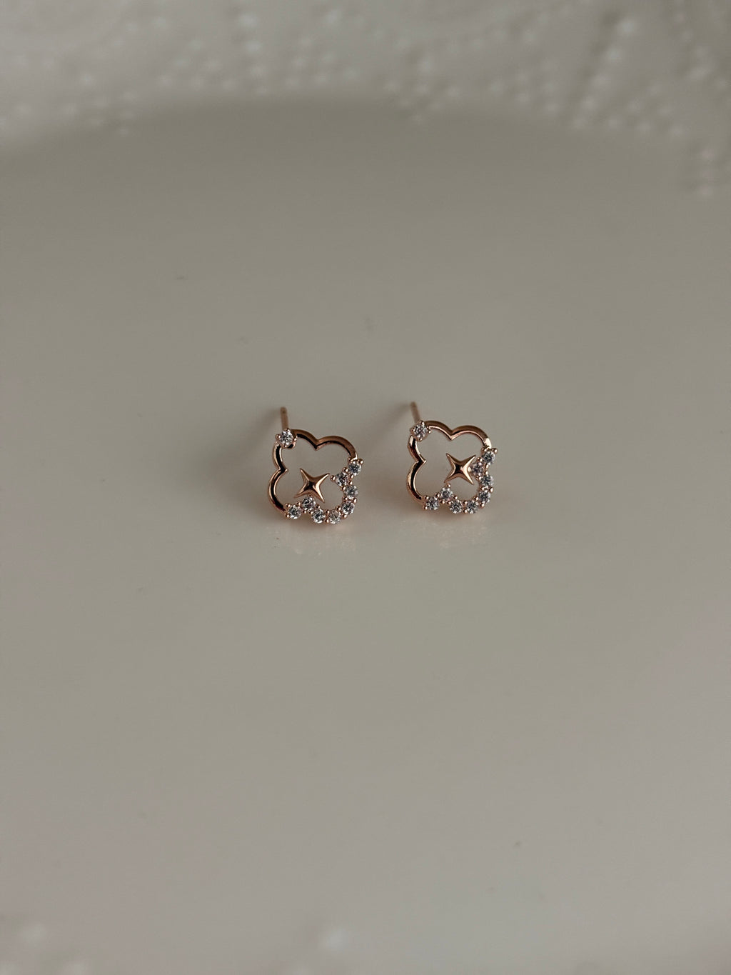 Stellar Bloom Studs