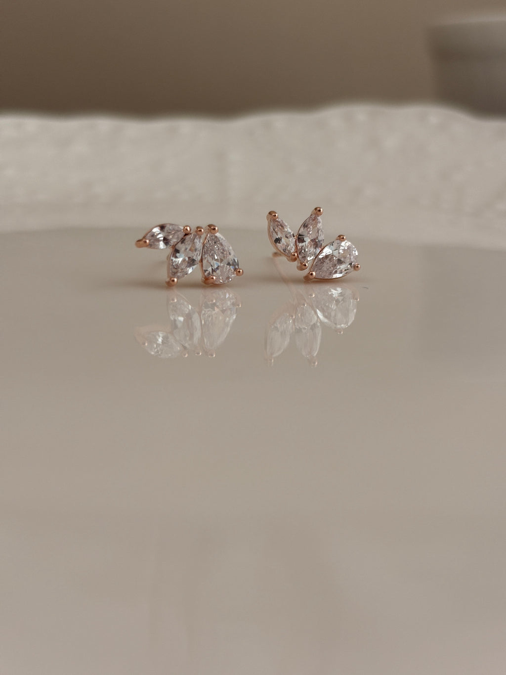 Aurelia Leaf Studs
