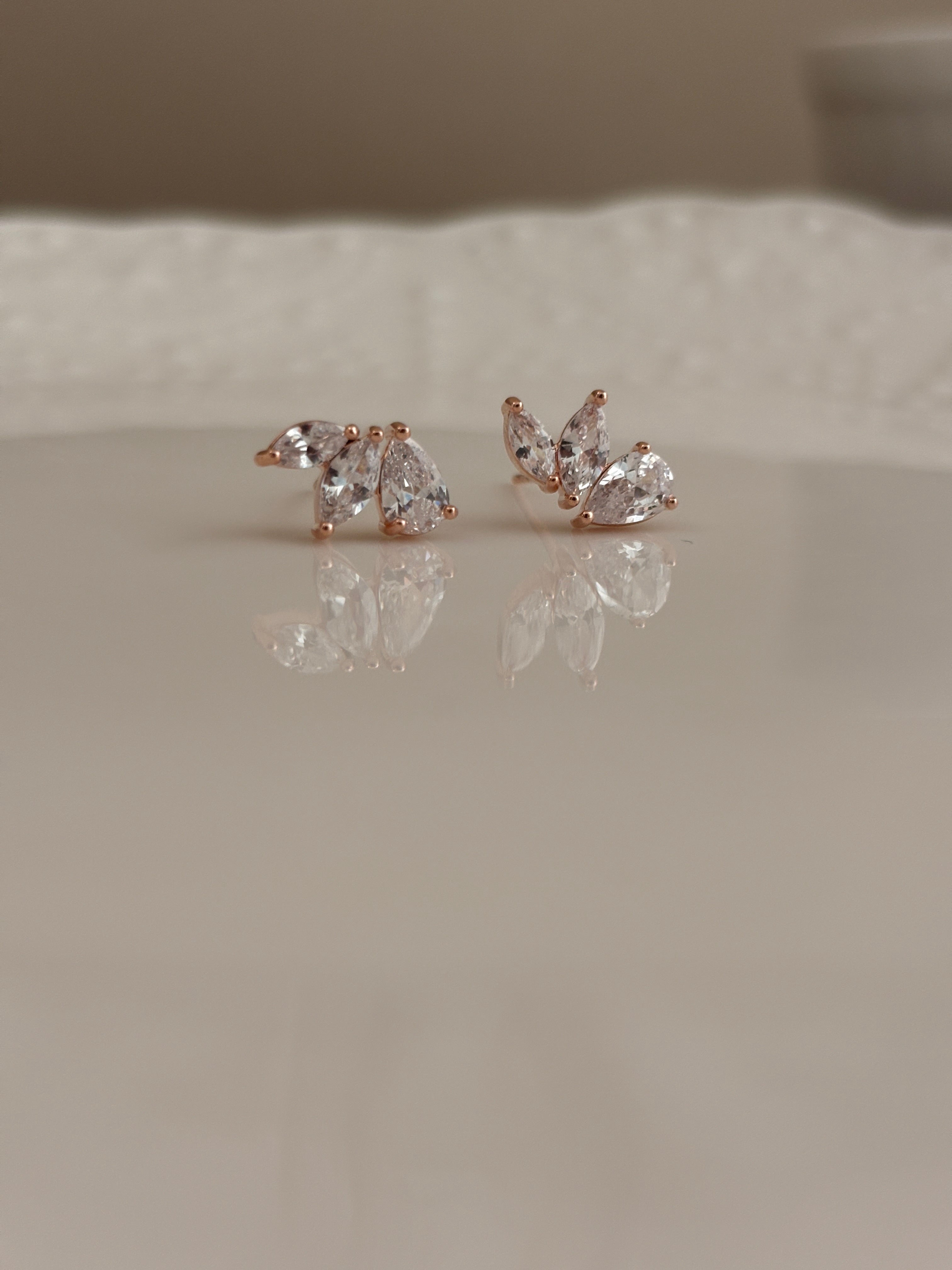 Aurelia Leaf Studs