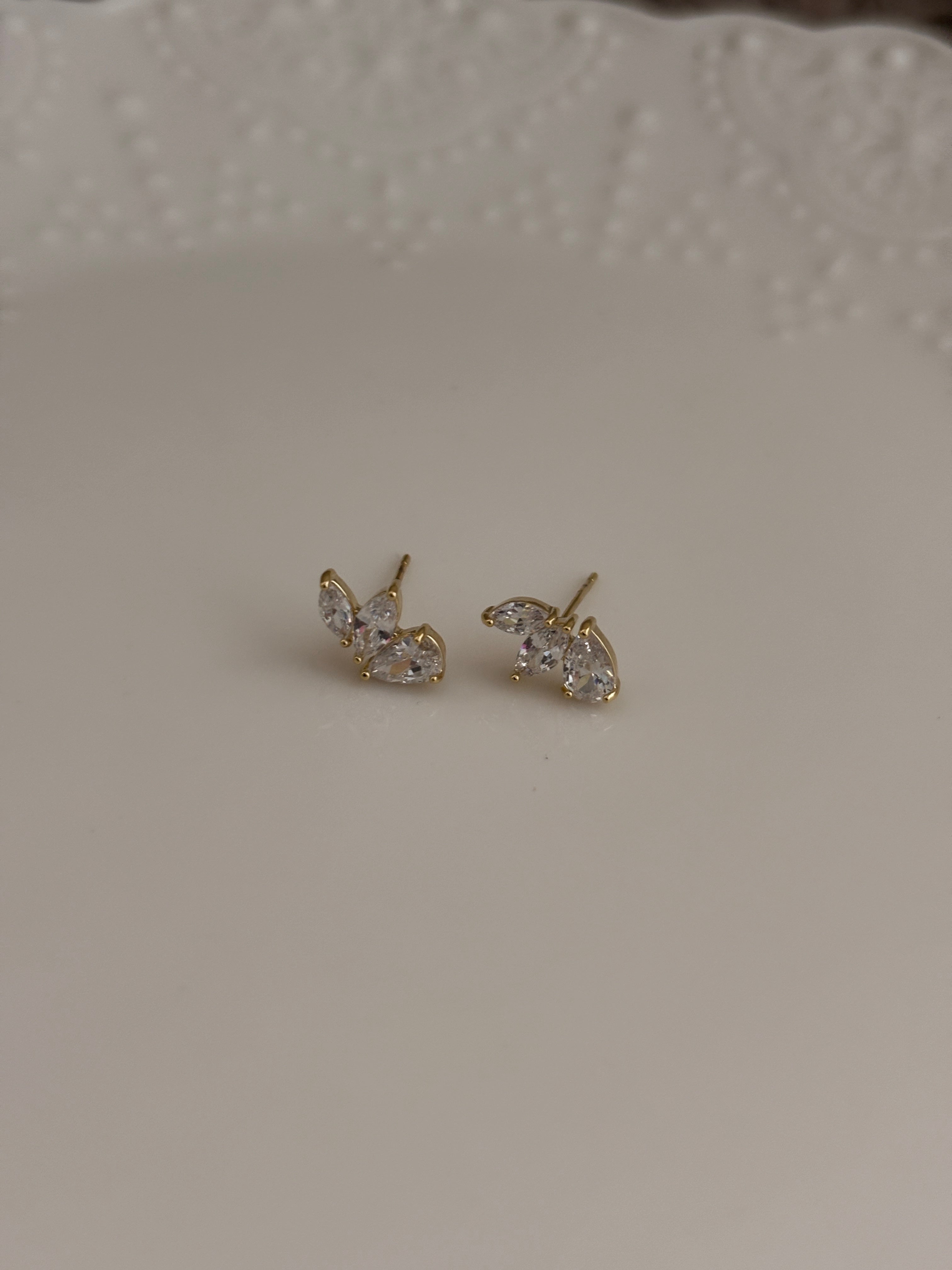 Aurelia Leaf Studs