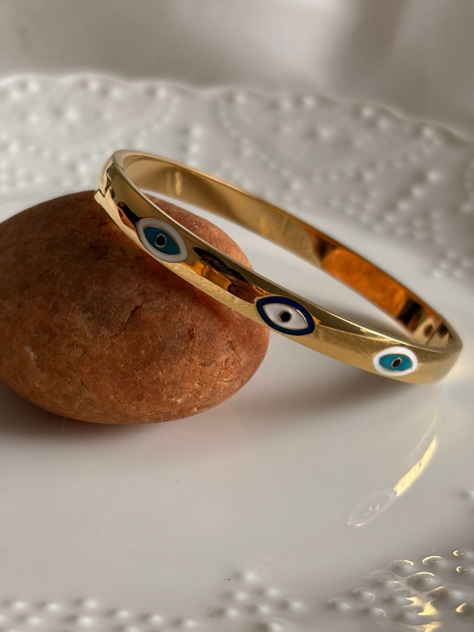 Neel Nazar Bangle