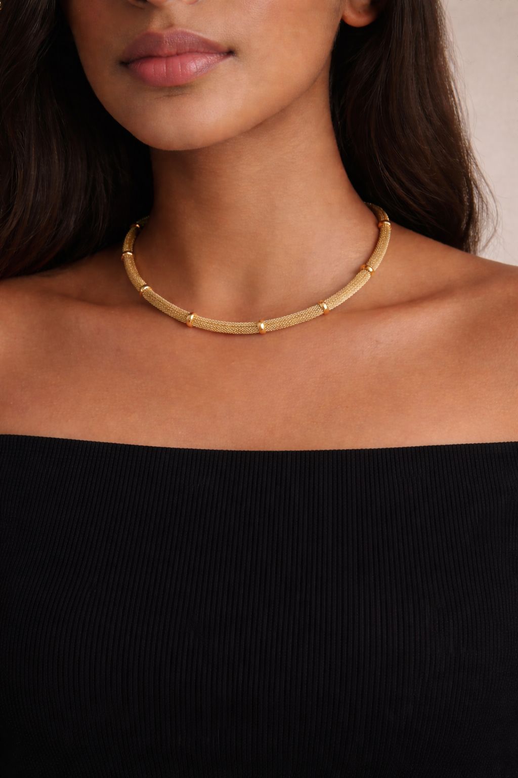 Mesh Statement Necklace