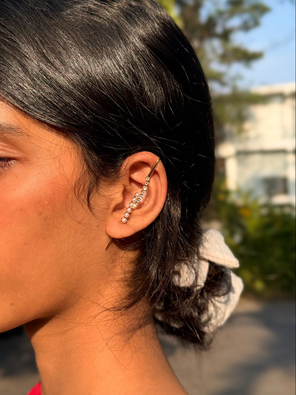 Pearl Arc Ear Cuff