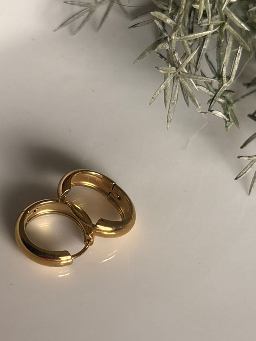 Classic Glow Gold Hoops