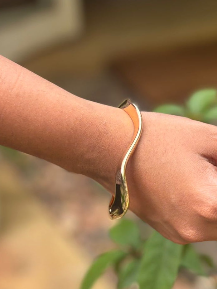 Serene Wave Cuff