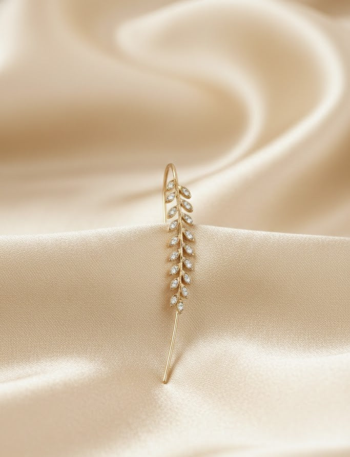 Ivy Glow Ear Cuff