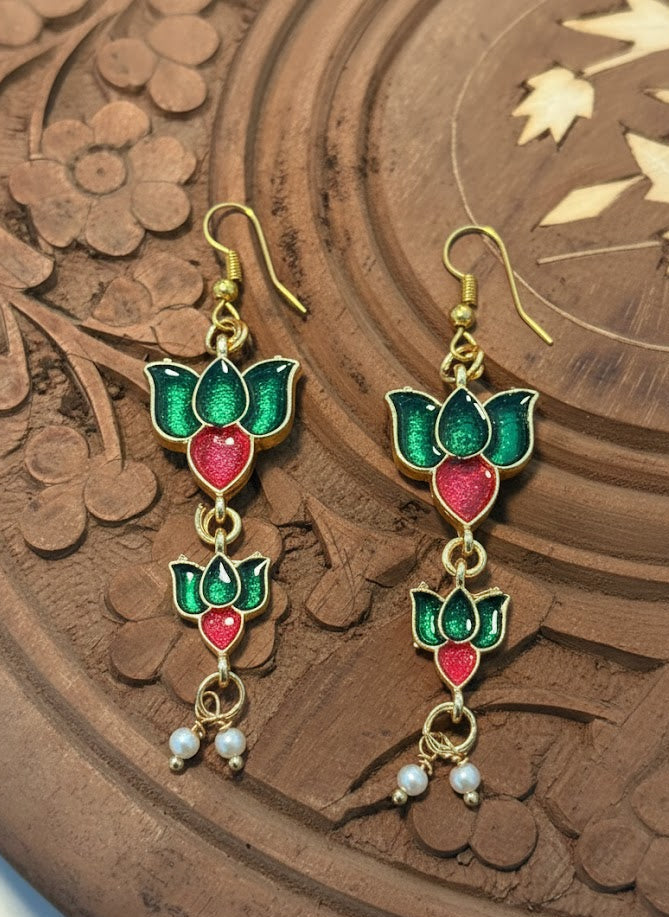 Hanging Lotus